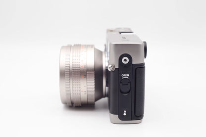 [Pre-owned] Konica Hexar RF Limited — with M-Hexanon 50mm f/1.2 Limited, Boxed