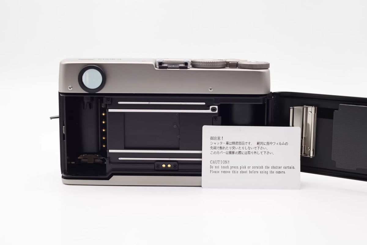 [Pre-owned] Konica Hexar RF Limited — with M-Hexanon 50mm f/1.2 Limited, Boxed