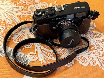 [Pre-owned] Konica Hexar RF — with M-Hexanon 50mm f/2, Full Boxed Set