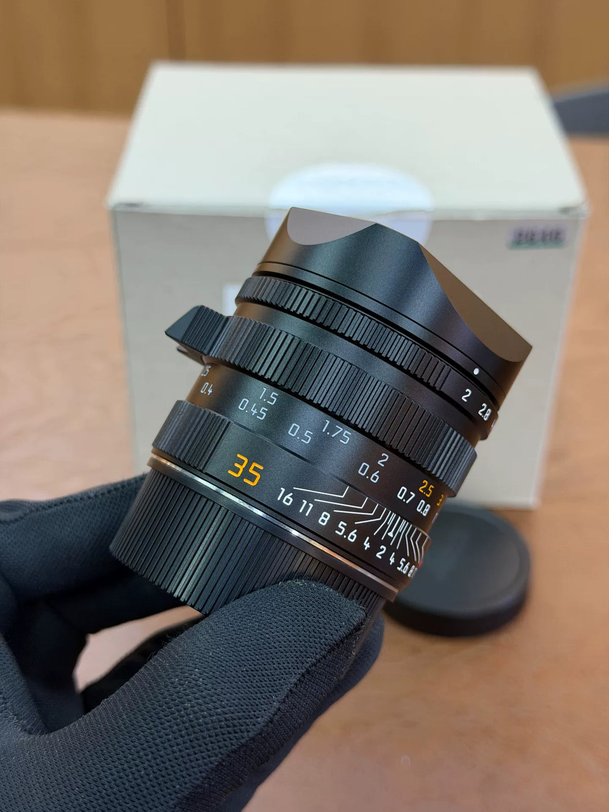 [Pre-owned] Leica APO-Summicron-M 35mm f/2 ASPH (11699) — with Box
