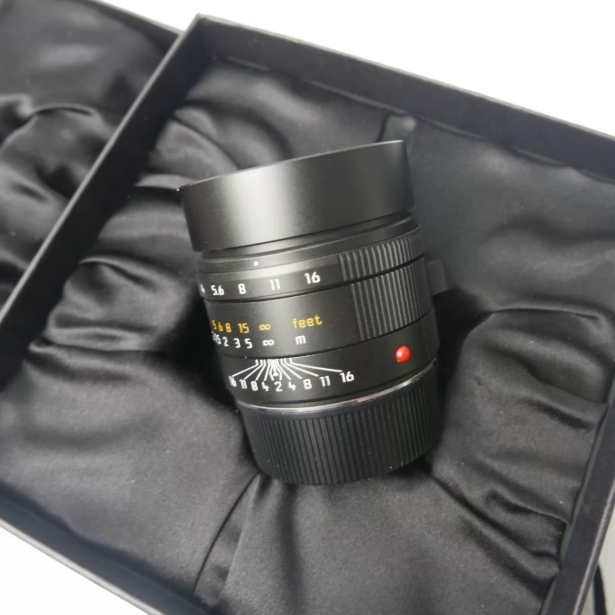 [Pre-owned] Leica APO-Summicron-M 50mm f/2 ASPH Black — Boxed