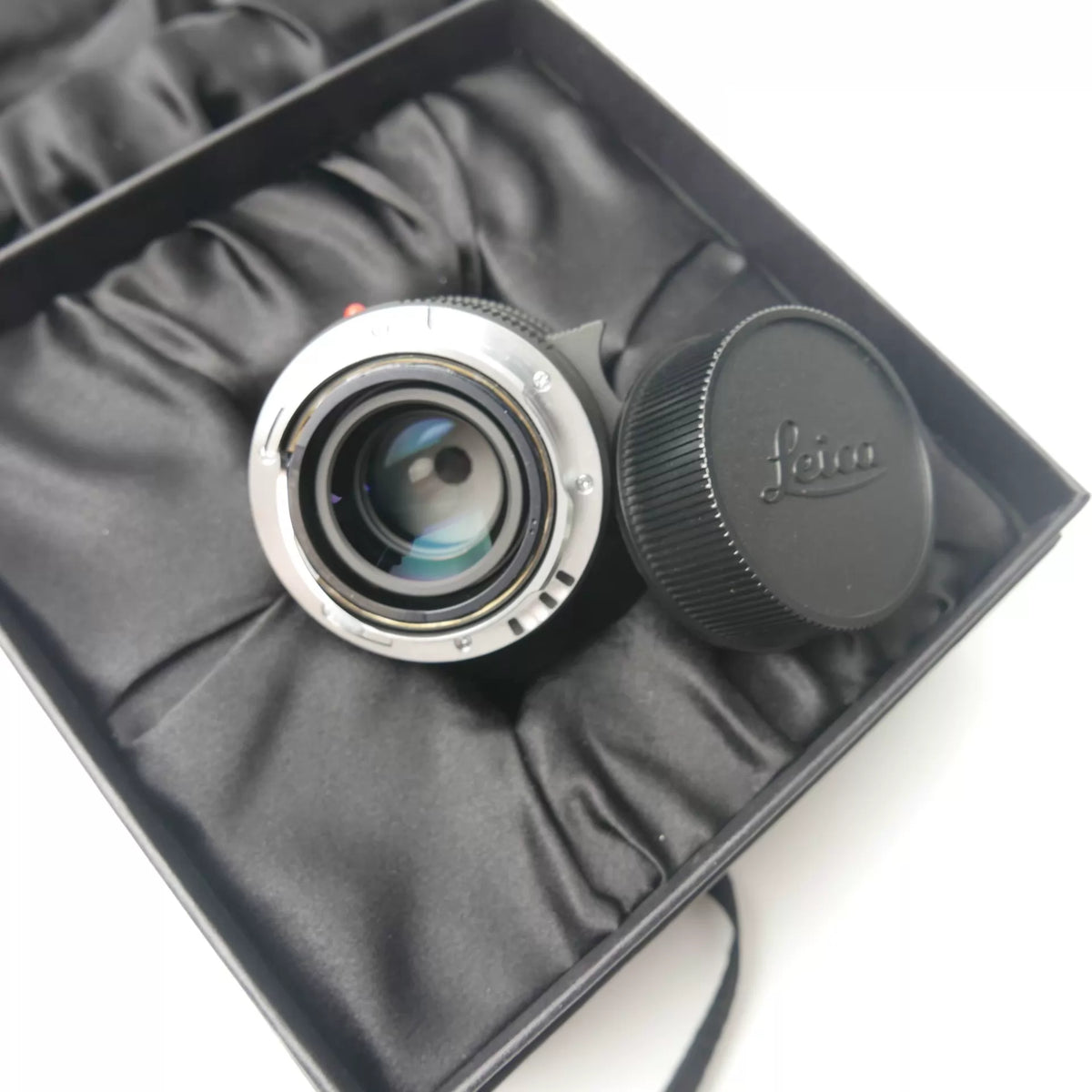 [Pre-owned] Leica APO-Summicron-M 50mm f/2 ASPH Black — Boxed