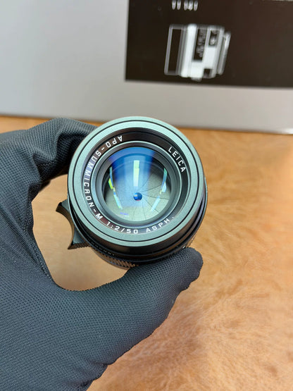 [Pre-owned] Leica APO-Summicron-M 50mm f/2 ASPH — Black (11141)