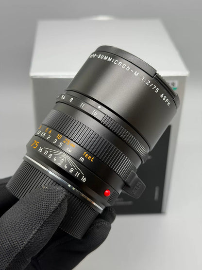 [Pre-owned] Leica APO-Summicron-M 75mm f/2 ASPH (11637) — with Box