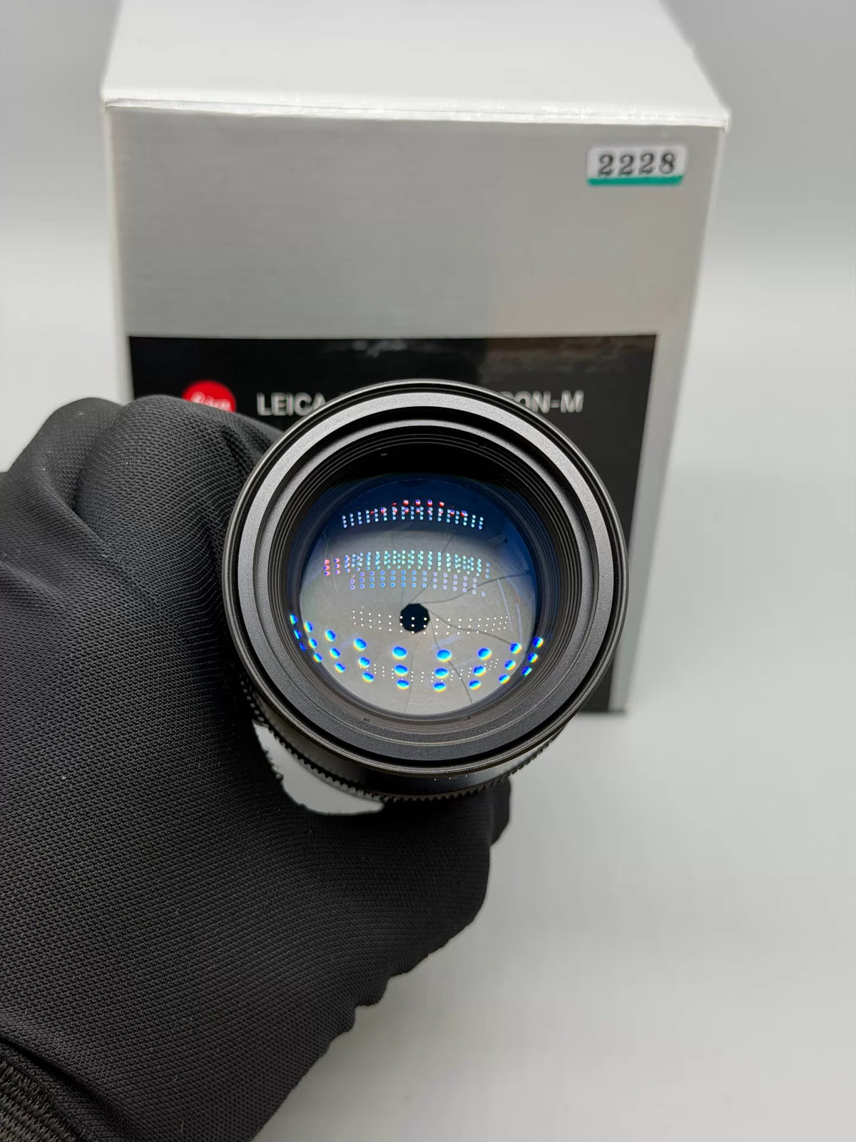 [Pre-owned] Leica APO-Summicron-M 75mm f/2 ASPH (11637) — with Box