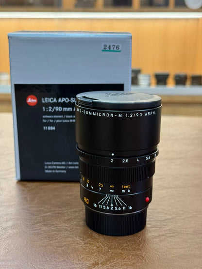 [Pre-owned] Leica APO-Summicron-M 90mm f/2 ASPH Black (11884) — Boxed