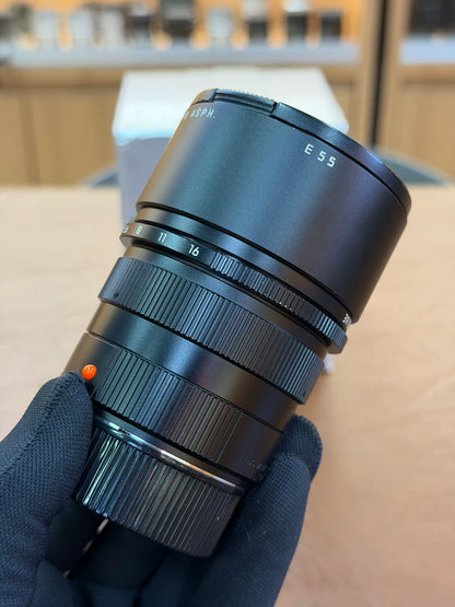 [Pre-owned] Leica APO-Summicron-M 90mm f/2 ASPH Black (11884) — 6-Bit, with Box