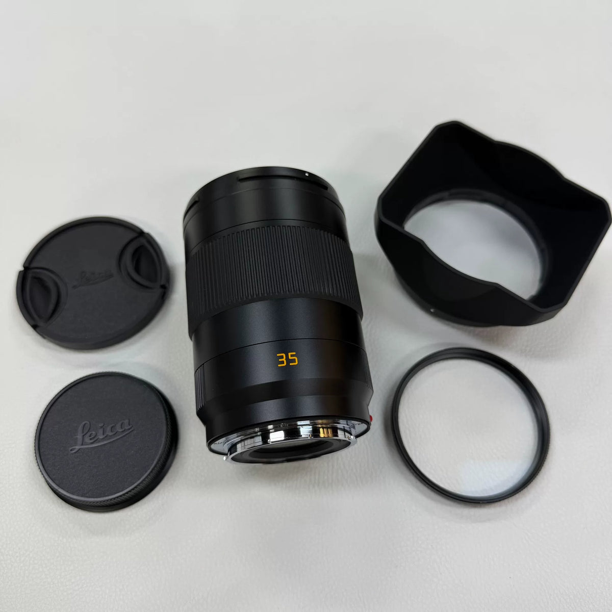 [Pre-owned] Leica APO-Summicron-SL 35mm f/2 ASPH — Black