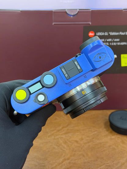 [Pre-owned] Leica CL Paul Smith Edition — Kit with 18mm Lens, No. 24/900