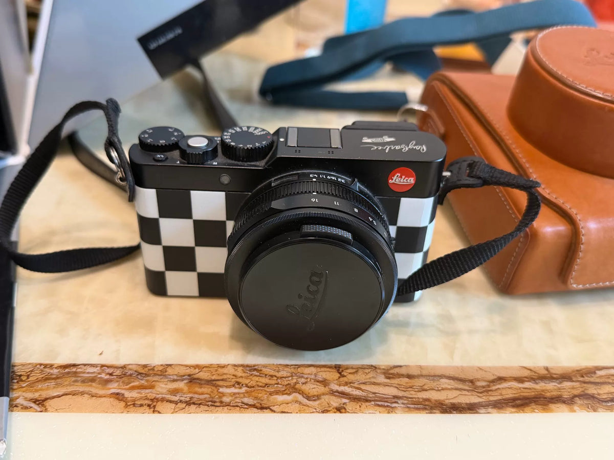 [Pre-owned] Leica D-Lux 7 — Vans x Ray Barbee Limited Edition, Black