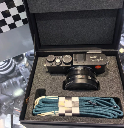 [Pre-owned] Leica D-Lux 7 — Vans x Ray Barbee Edition with Box and Strap