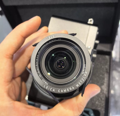 [Pre-owned] Leica D-Lux 7 — Vans x Ray Barbee Edition with Box and Strap