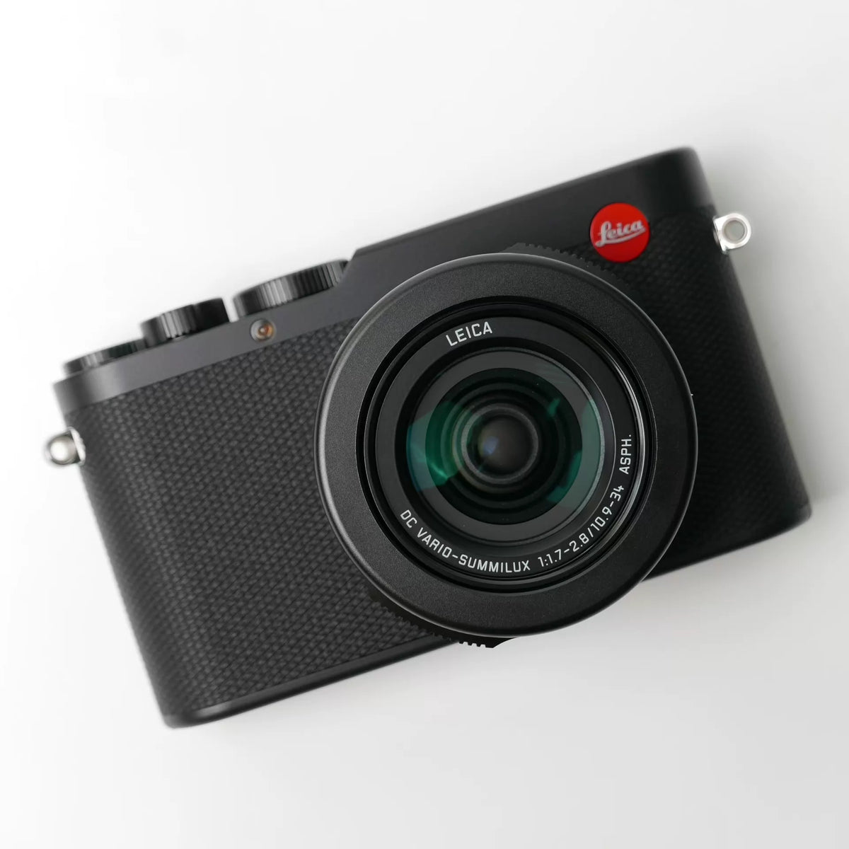 [Pre-owned] Leica D-Lux 8 — with Original Box