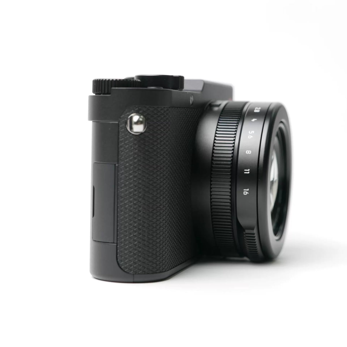 [Pre-owned] Leica D-Lux 8 — with Original Box
