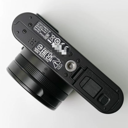 [Pre-owned] Leica D-Lux 8 — with Original Box
