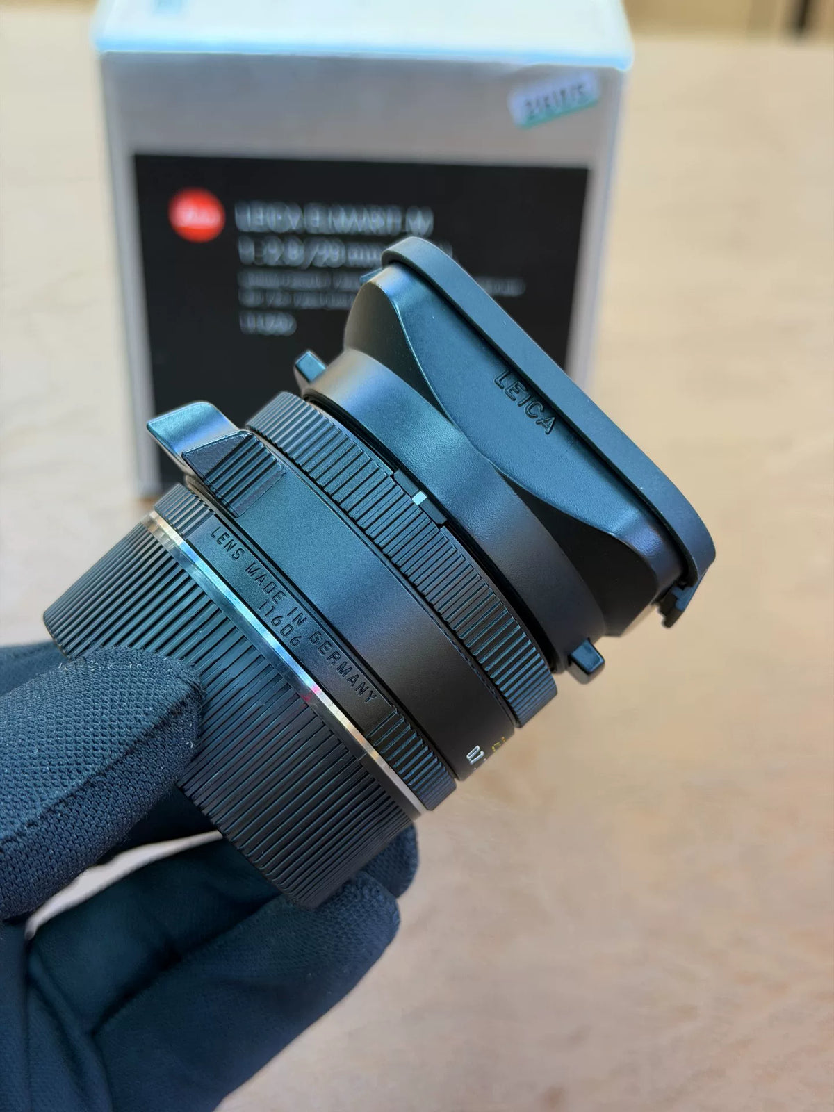 [Pre-owned] Leica Elmarit-M 28mm f/2.8 ASPH (11606) — Complete with Box