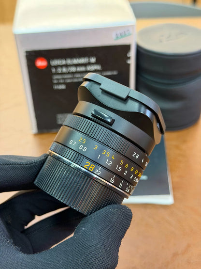 [Pre-owned] Leica Elmarit-M 28mm f/2.8 ASPH (11606) — Black, with Box