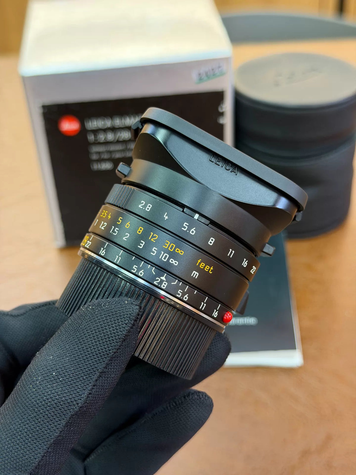[Pre-owned] Leica Elmarit-M 28mm f/2.8 ASPH (11606) — Black, with Box