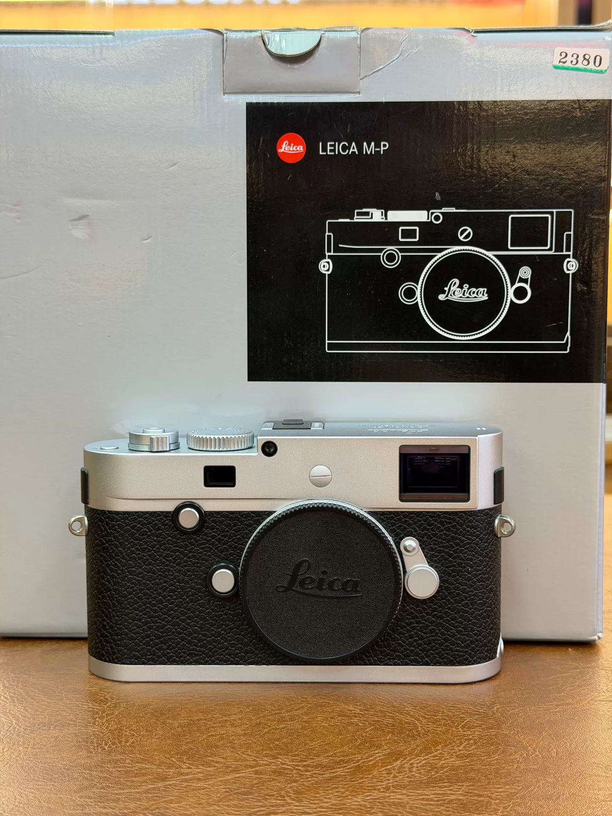 [Pre-owned] Leica M-P (Typ 240) — Silver Chrome, Complete with Box