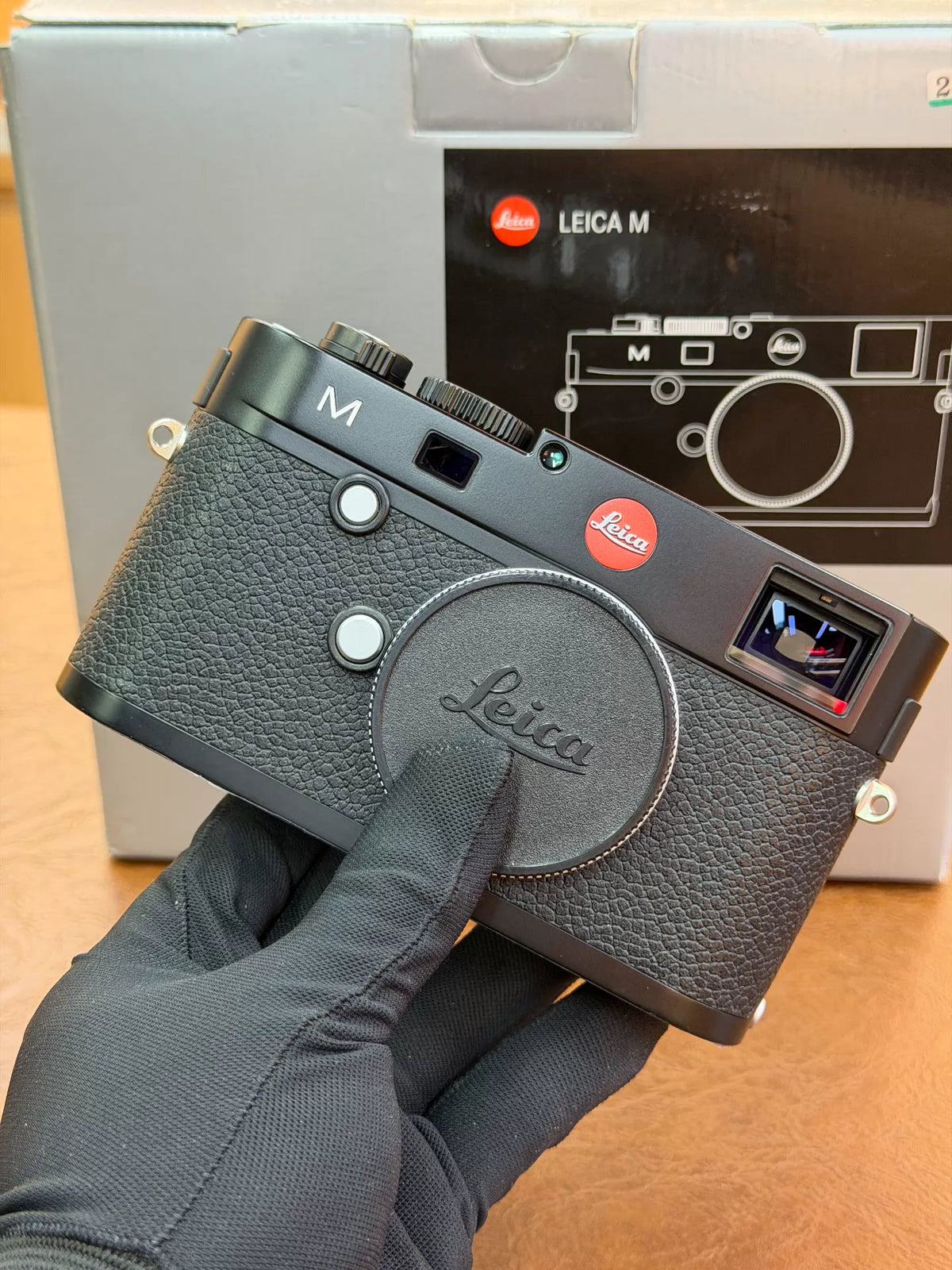 [Pre-owned] Leica M (Typ 240) Black — Body Only with Box