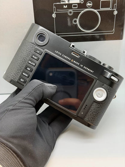 [Pre-owned] Leica M (Typ 240) Black — Body with Box