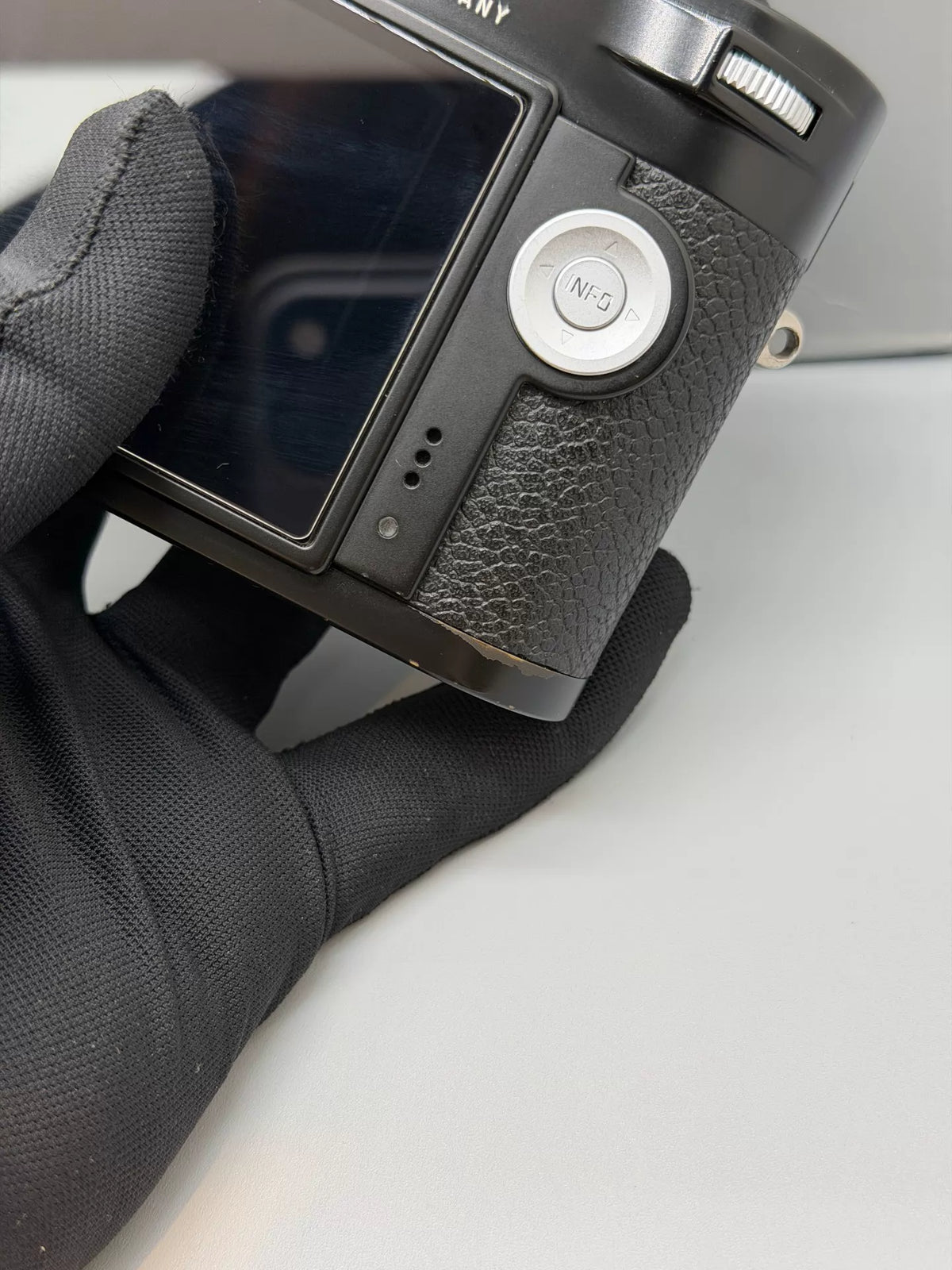 [Pre-owned] Leica M (Typ 240) Black — Body with Box