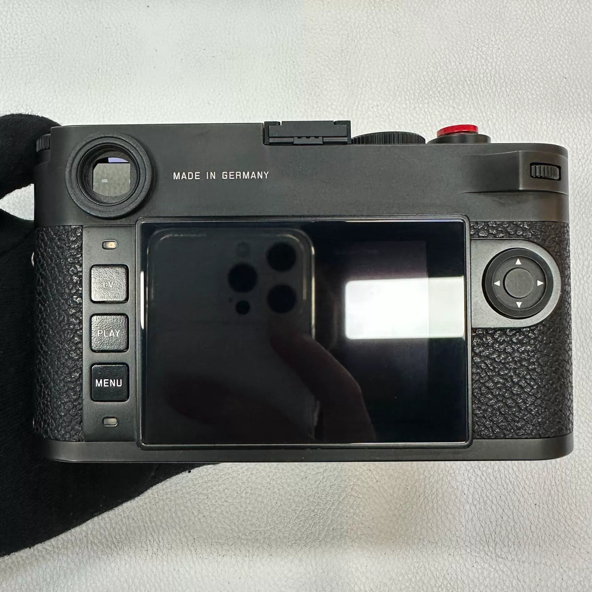 [Pre-owned] Leica M10-P — Body with Box and Accessories