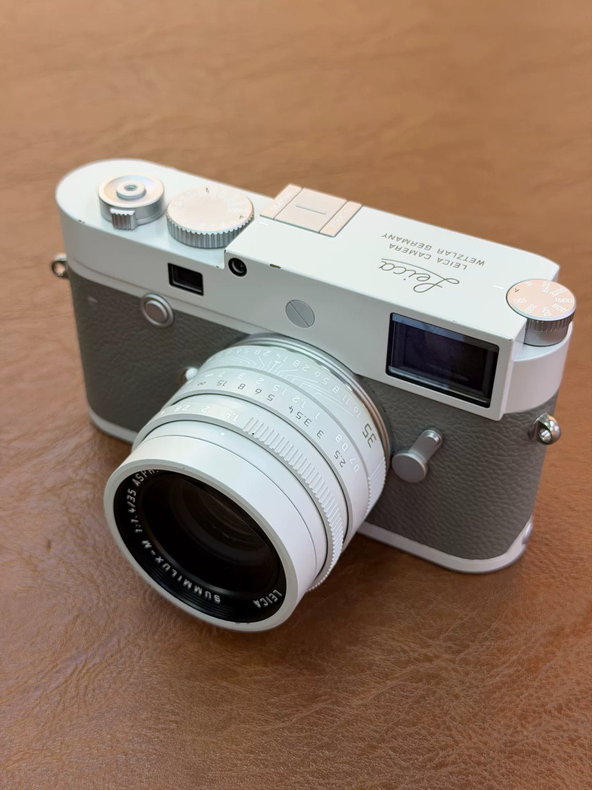 [Pre-owned] Leica M10-P Ghost Edition — Set with 35mm f/1.4 ASPH, No. 094/250