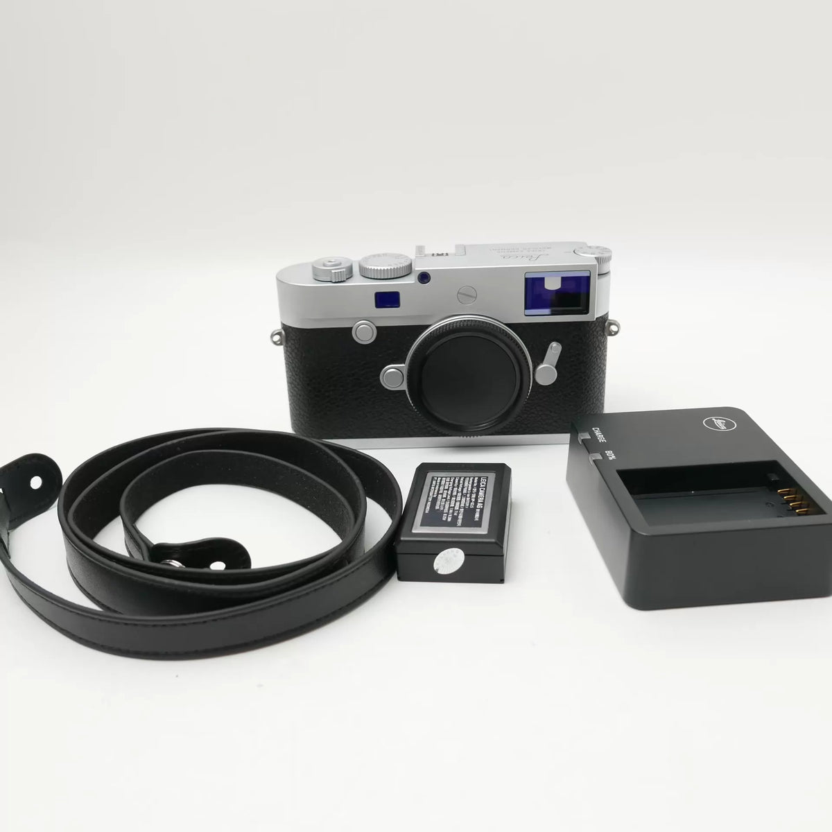 [Pre-owned] Leica M10-P — Body Only, with Battery, Charger and Strap