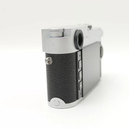 [Pre-owned] Leica M10-P — Body Only, with Battery, Charger and Strap