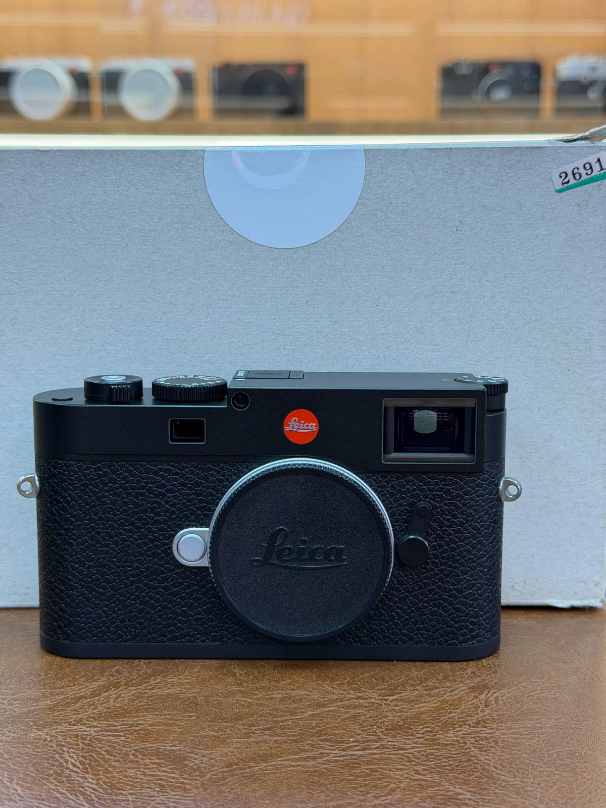 [Pre-owned] Leica M11 Black — Body with Box and Accessories
