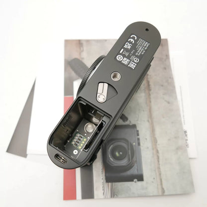 [Pre-owned] Leica M11 Black — Body with Box