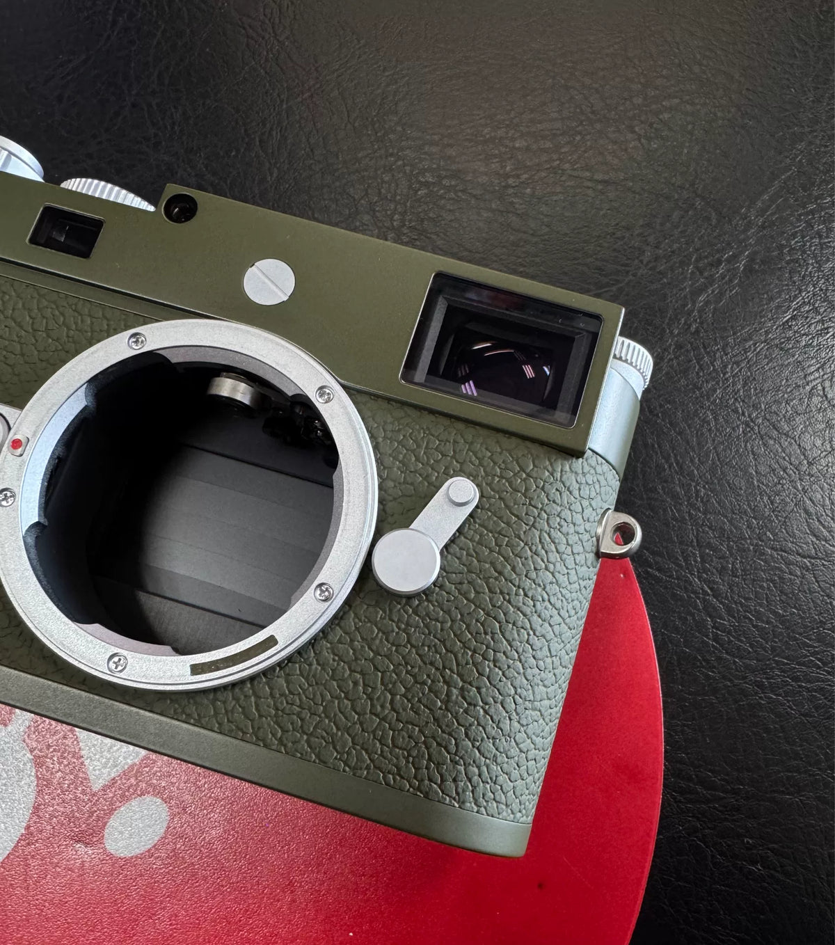 [Pre-owned] Leica M11-P Safari — Body Only with Box