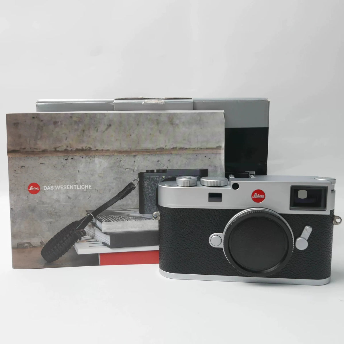 [Pre-owned] Leica M11 Silver — Body with Box
