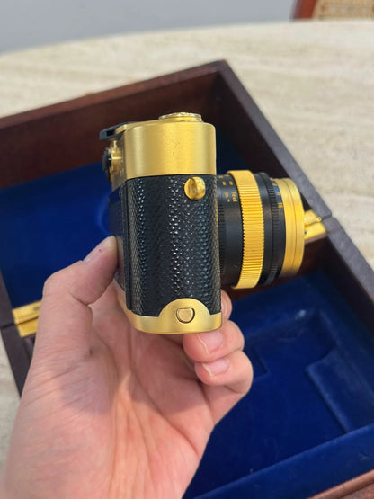 [Pre-owned] Leica M4-2 Gold Oscar Barnack Edition — with Summilux 50mm f/1.4