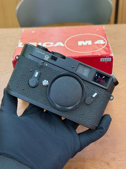 [Pre-owned] Leica M4 50 Jahre Black Chrome — with Matching Box