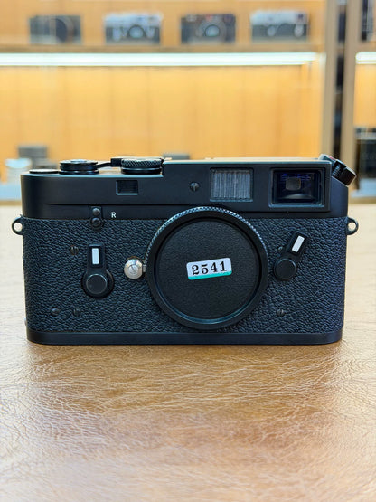 [Pre-owned] Leica M4 — Black Chrome, Recently Serviced
