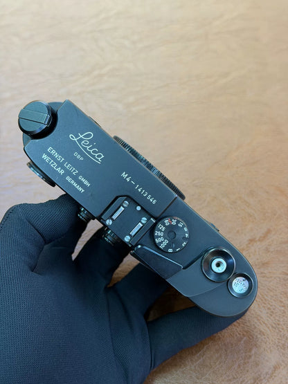 [Pre-owned] Leica M4 — Black Chrome, Recently Serviced