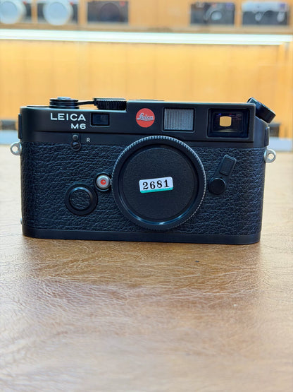 [Pre-owned] Leica M6 Classic Black — Body Only