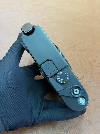 [Pre-owned] Leica M6 Classic Black — Body Only