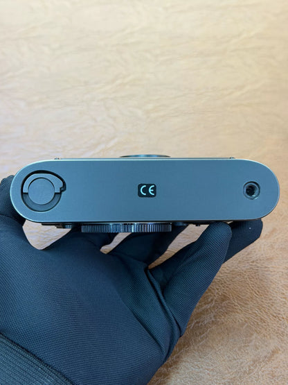 [Pre-owned] Leica M6 Classic Black — Body Only