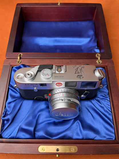 [Pre-owned] Leica M6 Danish Royal Wedding Edition — with 35mm f/2, Wooden Box