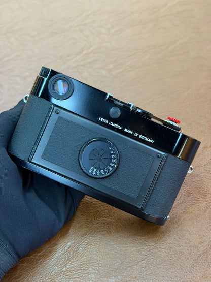 [Pre-owned] Leica MP Film Camera — Black Paint