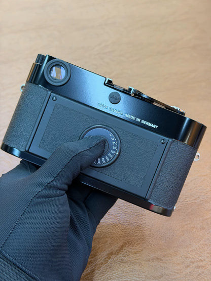 [Pre-owned] Leica MP Black Paint — Body Only