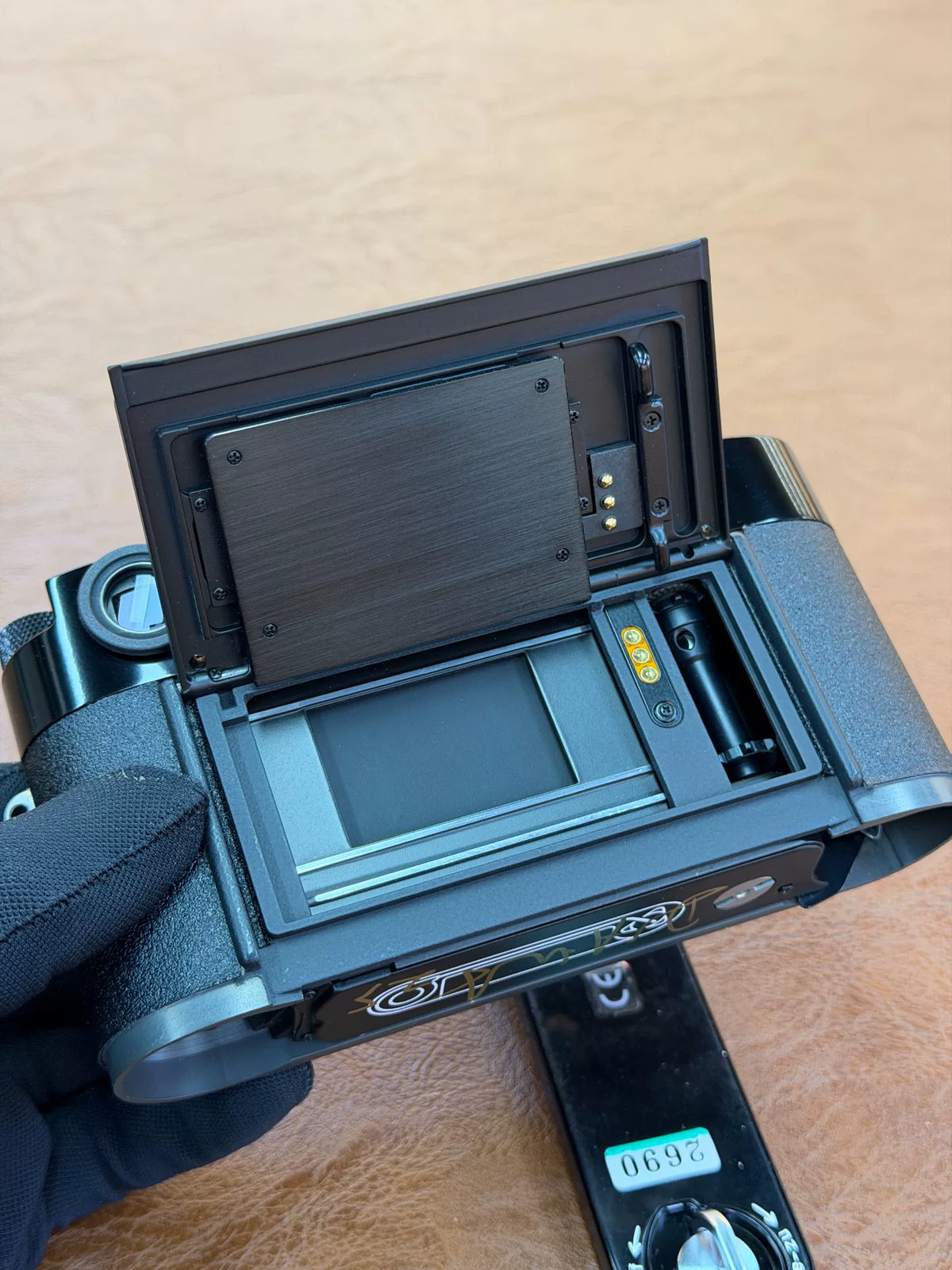 [Pre-owned] Leica MP Black Paint — Body Only