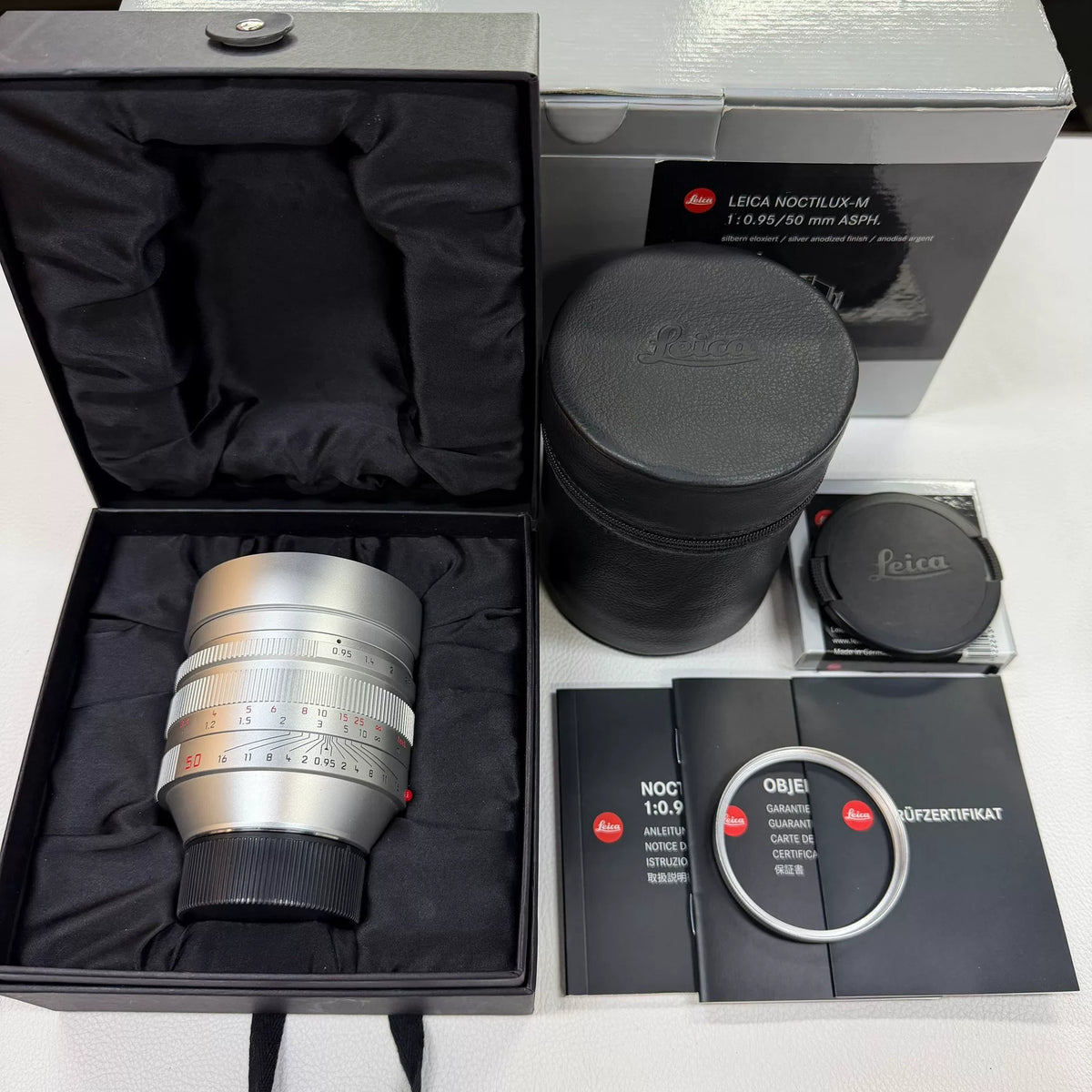 [Pre-owned] Leica Noctilux-M 50mm f/0.95 ASPH — Silver (11667) with Box