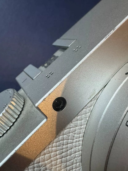 [Pre-owned] Leica Q Snow (Typ 116) — Limited Edition with Leather Case