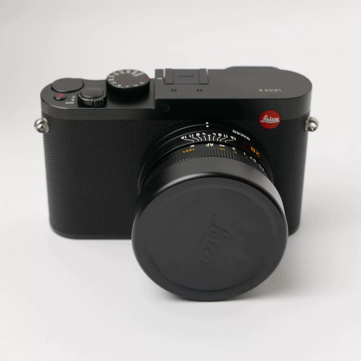 [Pre-owned] Leica Q (Typ 116) Black — with Box and Accessories