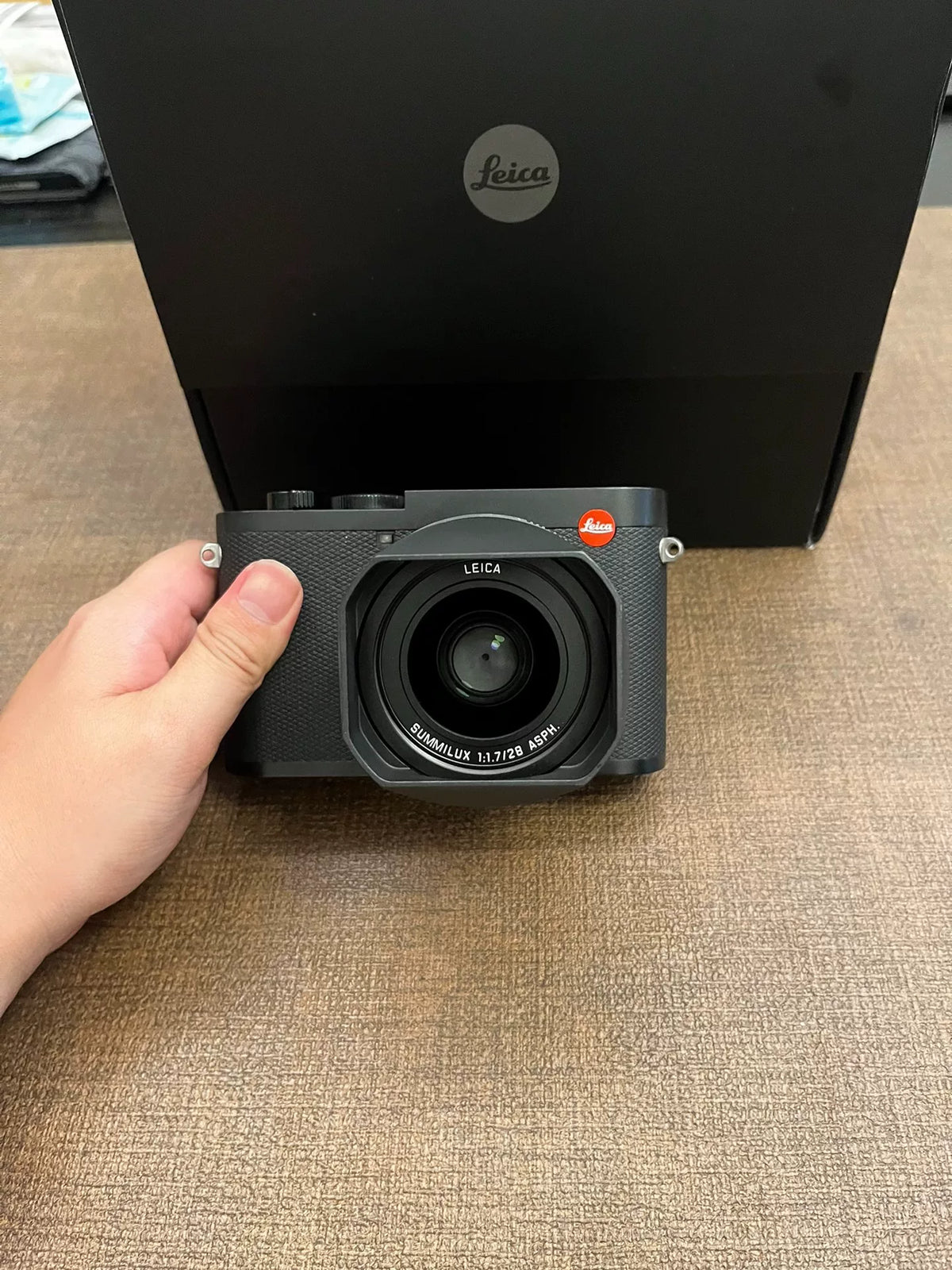 [Pre-owned] Leica Q2 — with Thumb Grip, Hood and Case