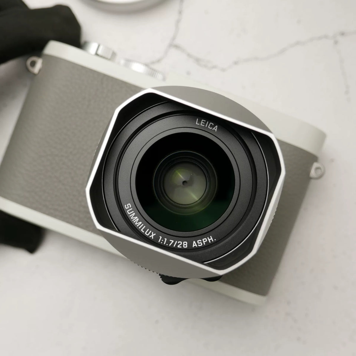 [Pre-owned] Leica Q2 "Ghost" by Hodinkee — Limited Edition with Box